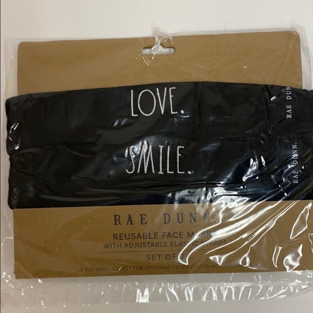 Rae Dunn Love and smile set of reusable facemasks D6‎